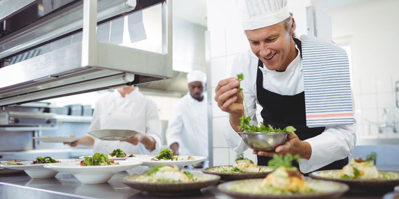 7 Layout Tips For Commercial Kitchen Efficiency(ͼ1)
